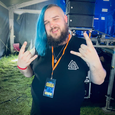 Backstage with Shaun from Forjira wearing